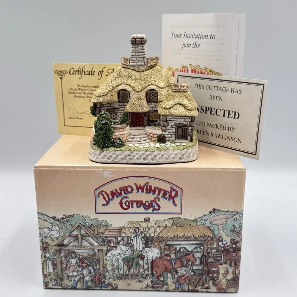 Vintage David‎ Winter Glebe Cottage Miniature Figurine 1993 Village House w/ Box